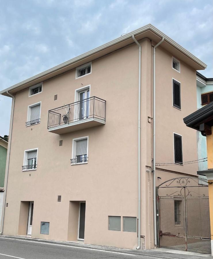 Casa Lakim Apartment Лонато Екстериор снимка